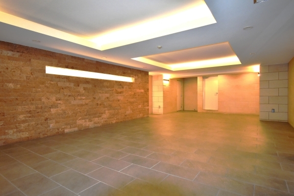 エントランスホール