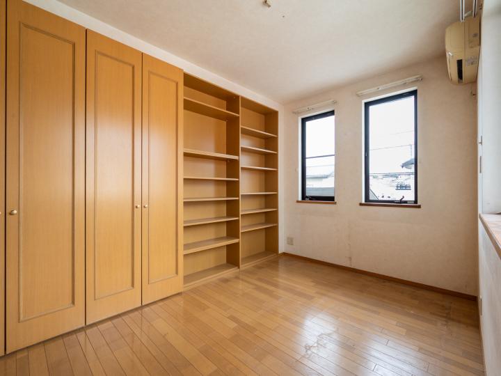 2階北側6.0帖洋室