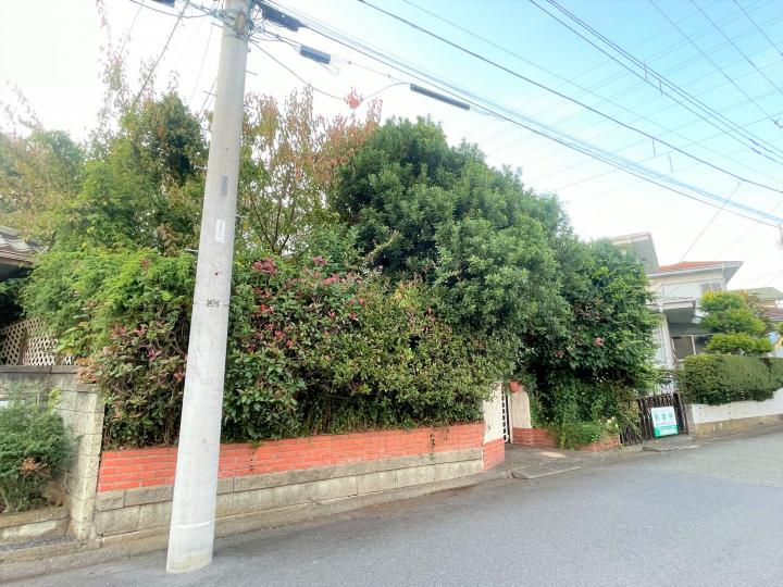 建築条件なしの売地です!