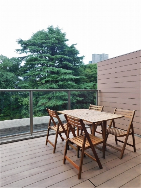 ルーフバルコニー