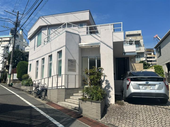 大和内科・消化器内科クリニック 約370m 徒歩約5分