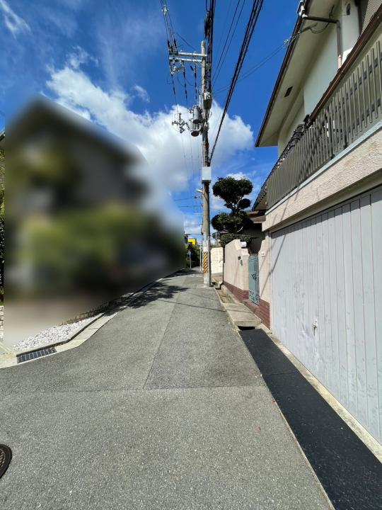 ■北側から見た前面道路