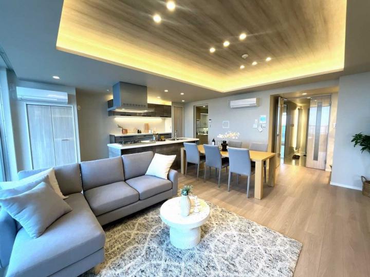 リビング:・家具調度品等は販売価格に含まれておりません