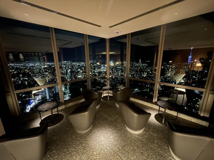 スカイビューラウンジ