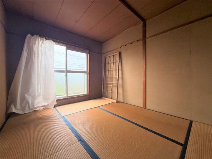 ■南西の和室6帖です。