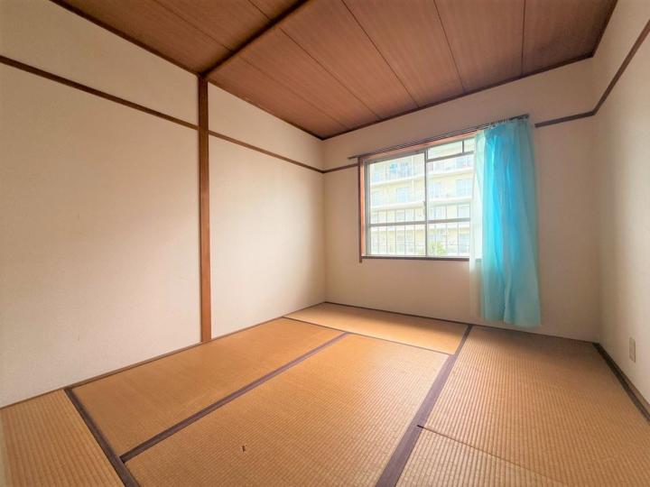 ■北西の和室6帖です。