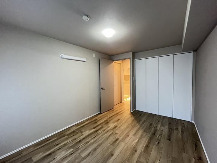 寝室や子供部屋等多目的に活用できます。