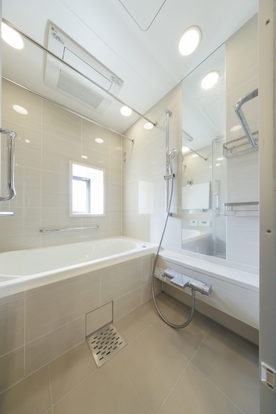 浴室(フルオートバス、ミストサウナ付き浴室暖房換気乾燥機)