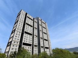 アステム芦屋B棟の外観