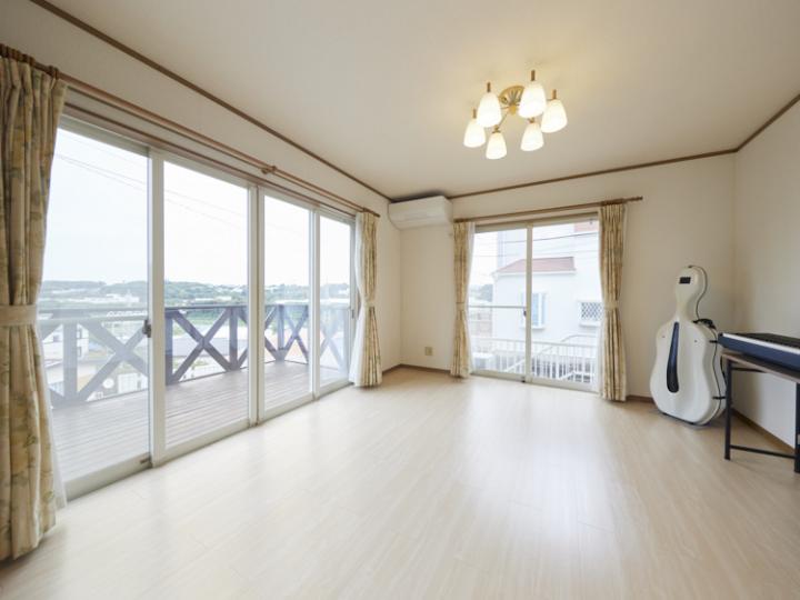 リビングダイニング