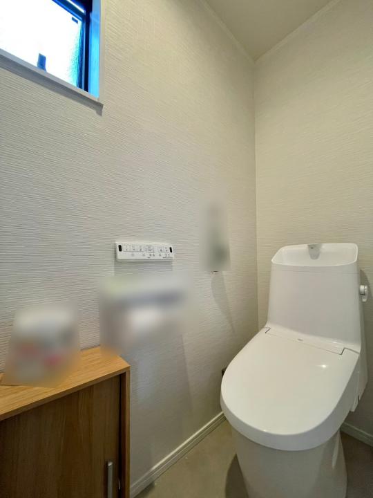 ■2階トイレ（窓有り）